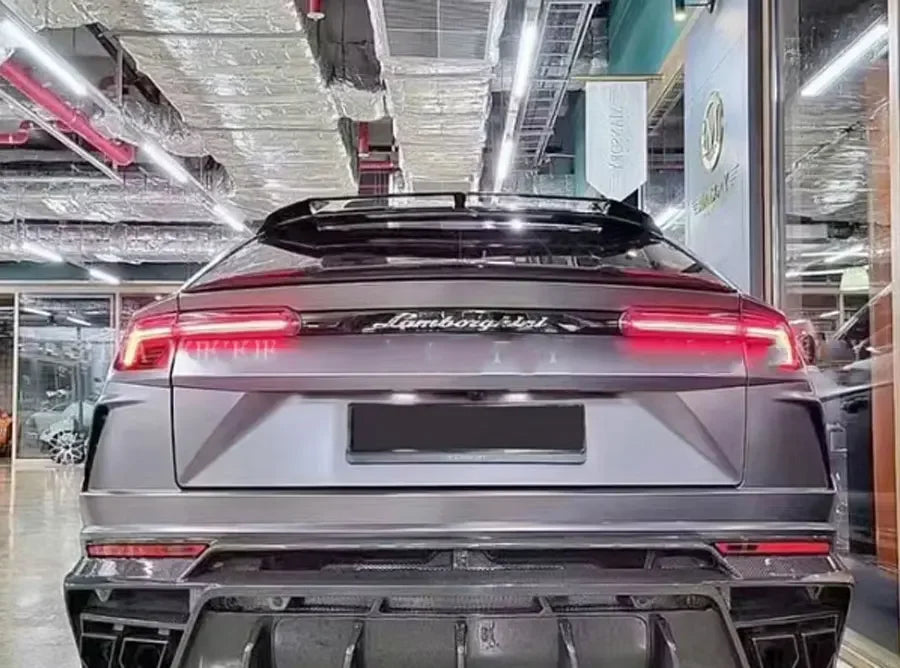 Lamborghini Urus Real Carbon Fiber Middle Rear Wing (Tail Fin Spoiler)