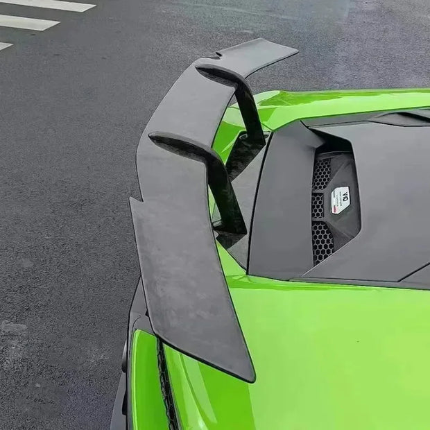 Lamborghini Huracan Carbon Rear Spoiler Tail Fins / Rear Wing Diverters