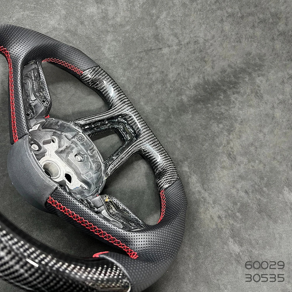 Real Carbon Fibre Steering Wheel – Customisable (Audi Fitment)