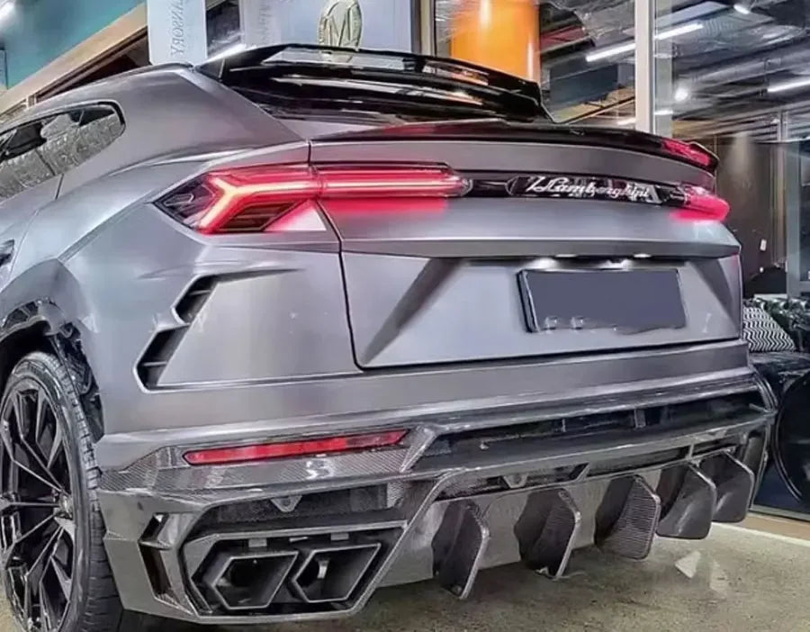 Lamborghini Urus Real Carbon Fiber Middle Rear Wing (Tail Fin Spoiler)